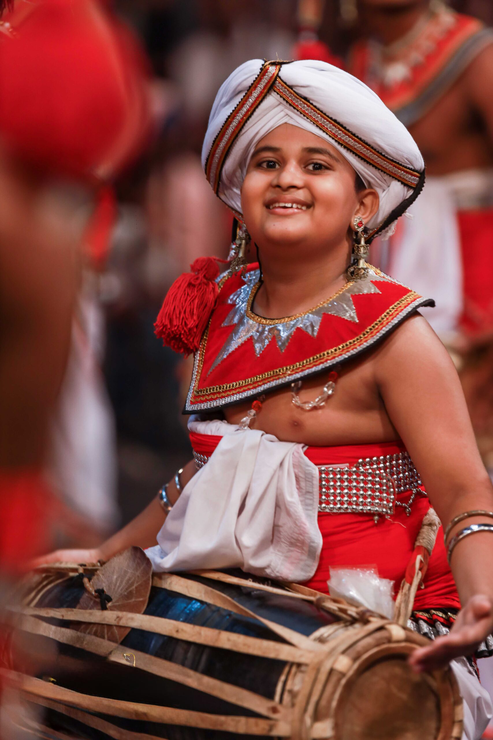 Sri Lanka’s Cultural Festivals and Performances: A Dance of Heritage and Devotion — Bild 2