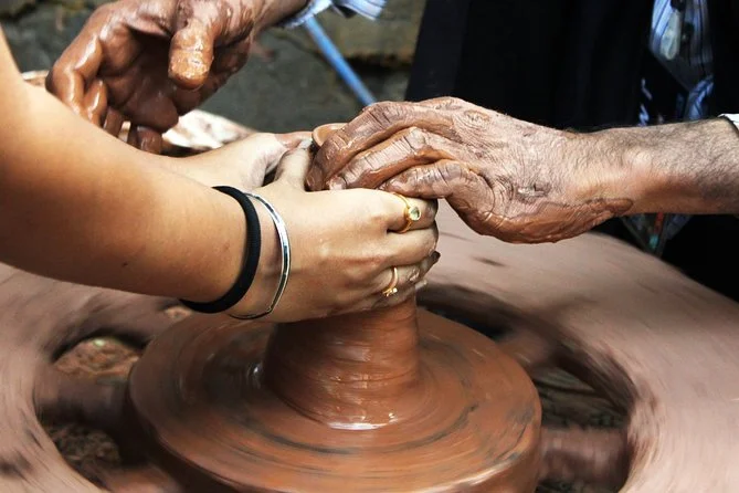 Handicraft workshops in Bentota, Sri Lanka
